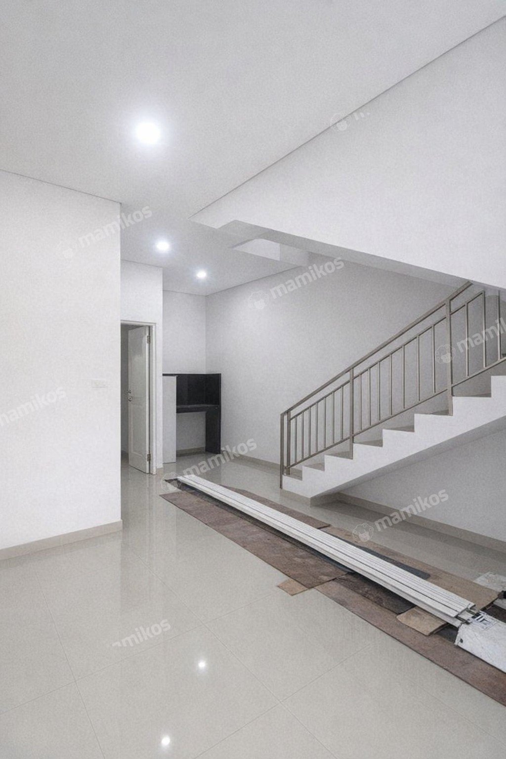 Rumah Sertifikat SHM 3 Kamar Tidur 3 Kamar Mandi Duri Kosambi Jakarta Barat - Photo 2