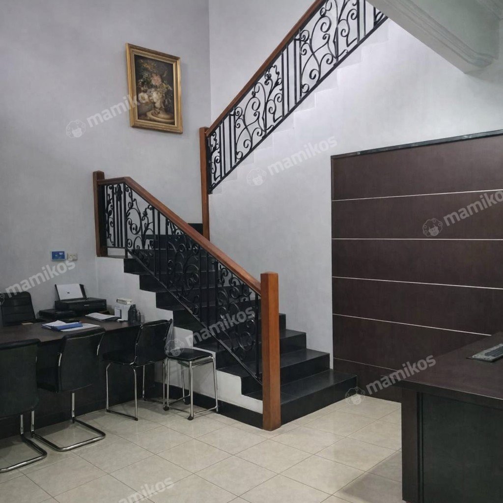Rumah 5 Kamar Tidur 4 Kamar Mandi 2 Lantai Citra Grand Jakarta Timur - Photo 4