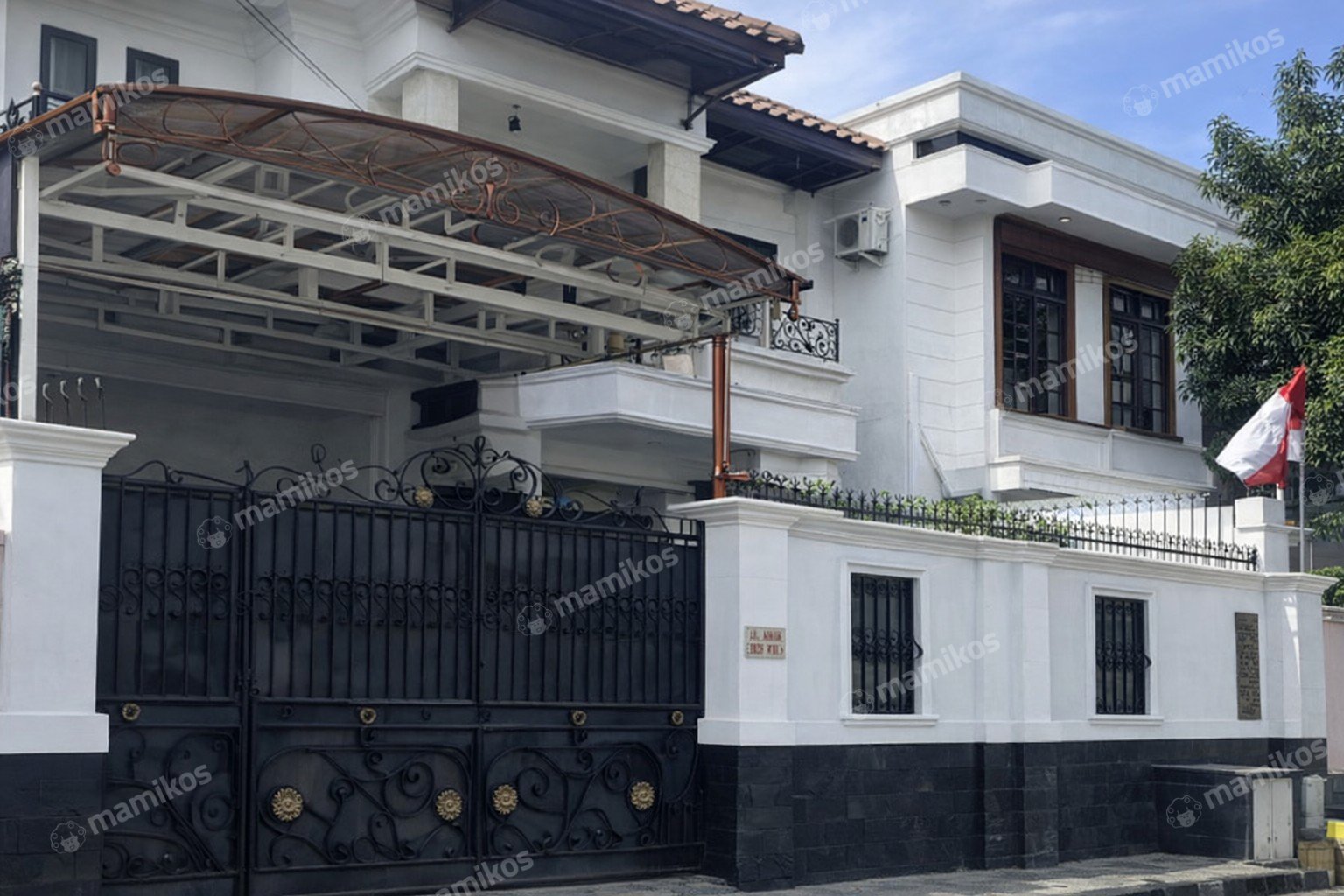 Rumah Sertifikat SHM 6 Kamar Tidur 4 Kamar Mandi Tebet Jakarta Selatan
