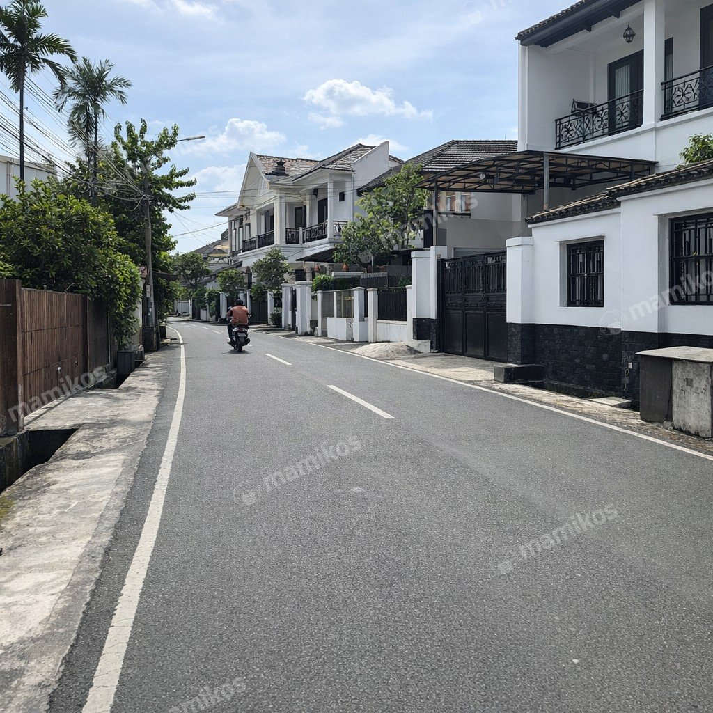 Rumah Sertifikat SHM 6 Kamar Tidur 4 Kamar Mandi Tebet Jakarta Selatan - Photo 4