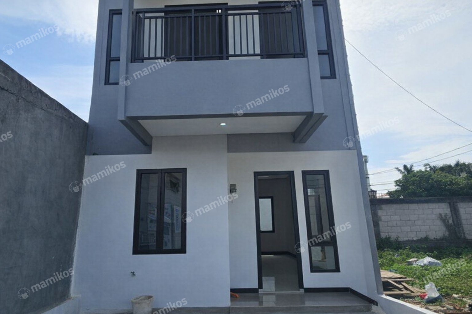 Rumah Sertifikat SHM 3 Kamar Tidur 2 Kamar Mandi Ciracas Jakarta Timur