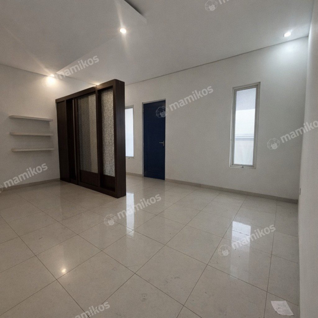 Rumah Sertifikat SHM 3 Kamar Tidur 3 Kamar Mandi Puri Mansion Jakarta Barat - Photo 2
