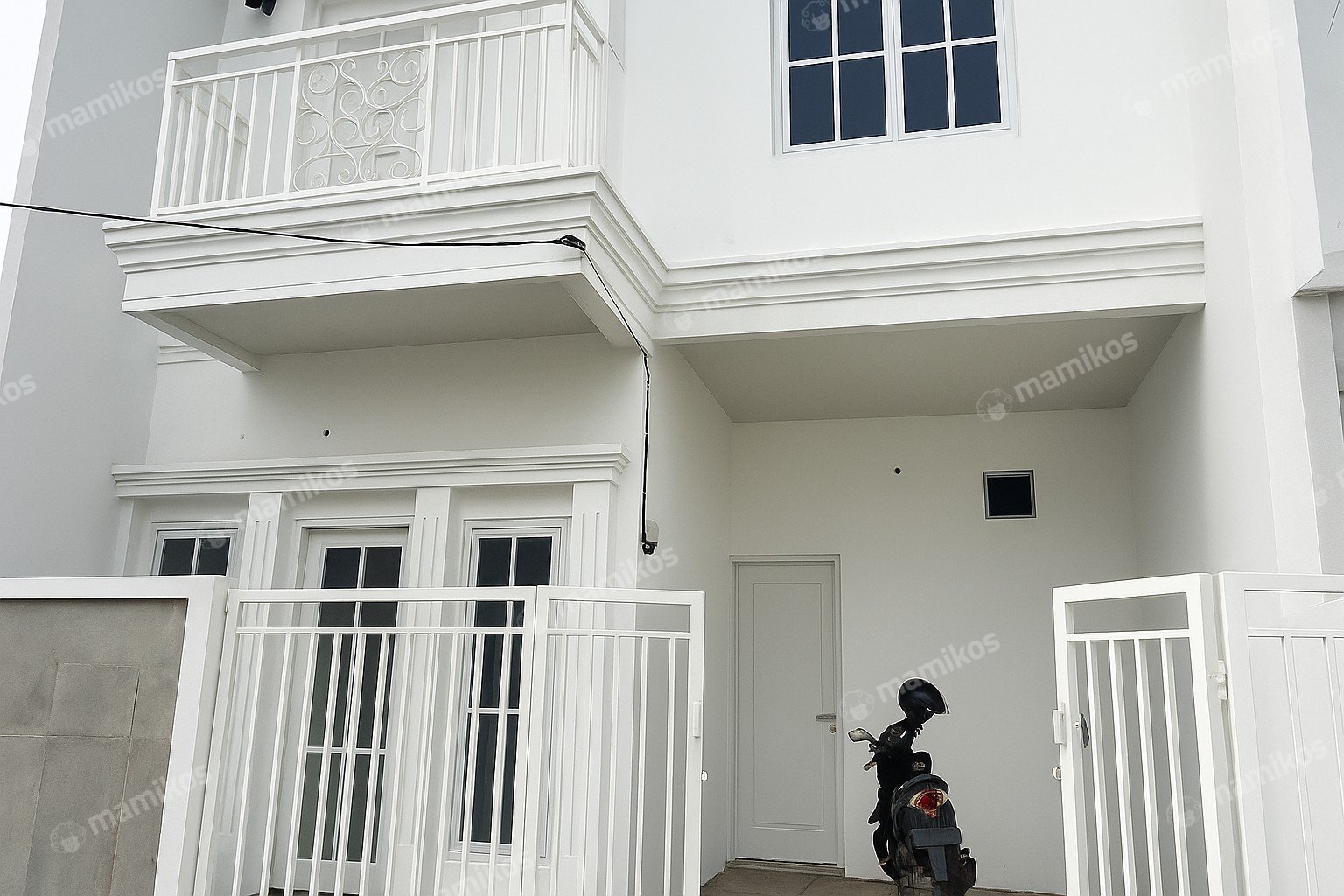Rumah Sertifikat SHM 3 Kamar Tidur 2 Kamar Mandi Kalisari Jakarta Timur