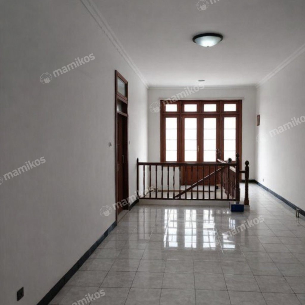 Rumah Sertifikat SHM 5 Kamar Tidur 3 Kamar Mandi Joglo Jakarta Barat - Photo 3