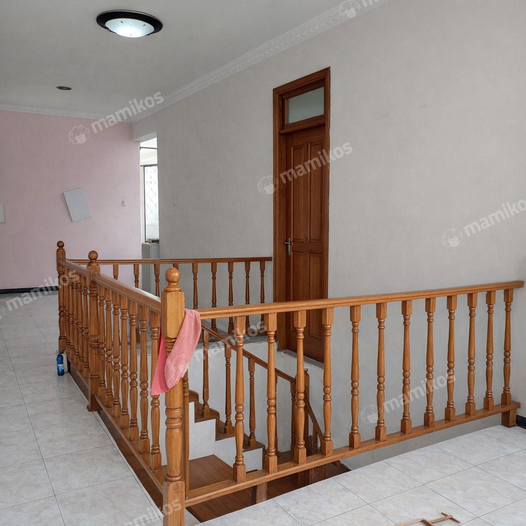 Rumah Sertifikat SHM 5 Kamar Tidur 3 Kamar Mandi Joglo Jakarta Barat - Photo 4