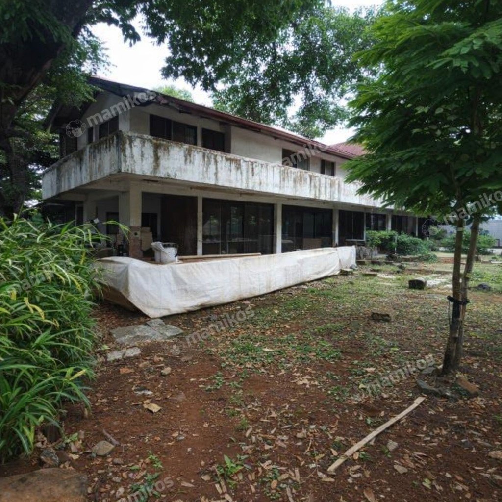 Rumah Sertifikat SHM 6 Kamar Tidur 4 Kamar Mandi Kebayoran Lama Jakarta Selatan - Photo 2