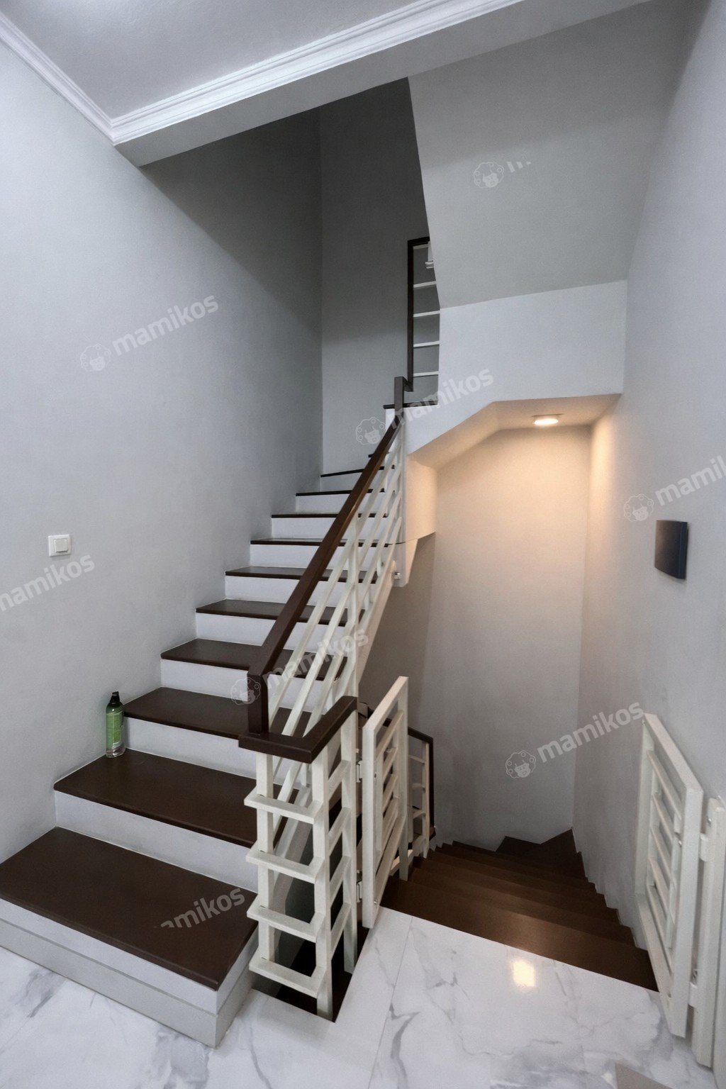Rumah Sertifikat SHM 5 Kamar Tidur 4 Kamar Mandi Sunter Jakarta Utara - Photo 3
