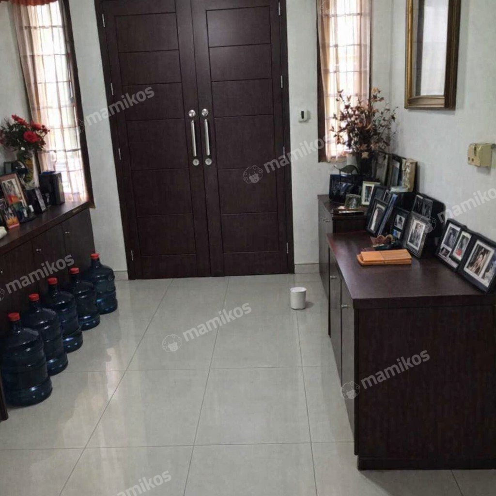 Rumah Sertifikat SHM 4 Kamar Tidur 3 Kamar Mandi Kembangan Jakarta Barat - Photo 3