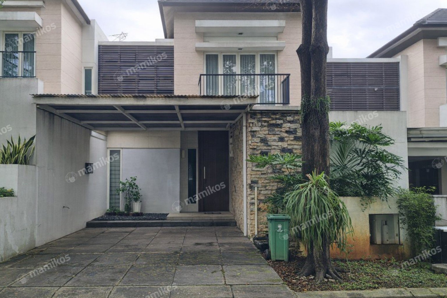 Rumah Sertifikat SHM 3 Kamar Tidur 2 Kamar Mandi Lebak Bulus Jakarta Selatan