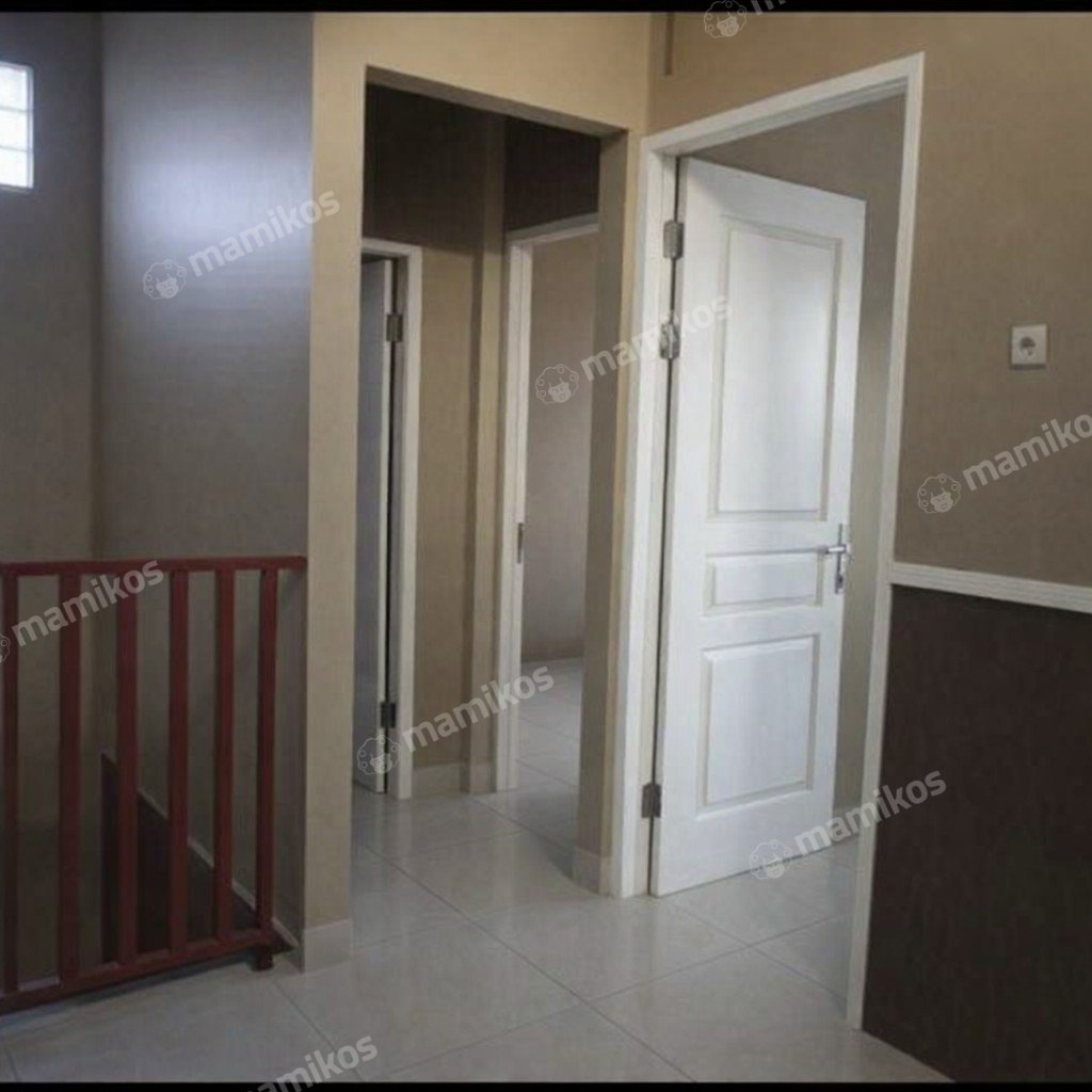 Rumah Sertifikat SHM 4 Kamar Tidur 4 Kamar Mandi Jatiwaringin Jakarta Timur - Photo 5