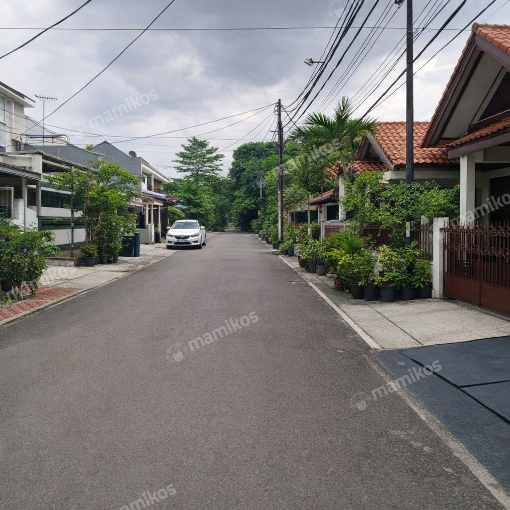 Rumah Sertifikat SHM 5 Kamar Tidur 3 Kamar Mandi Cakung Jakarta Timur - Photo 4