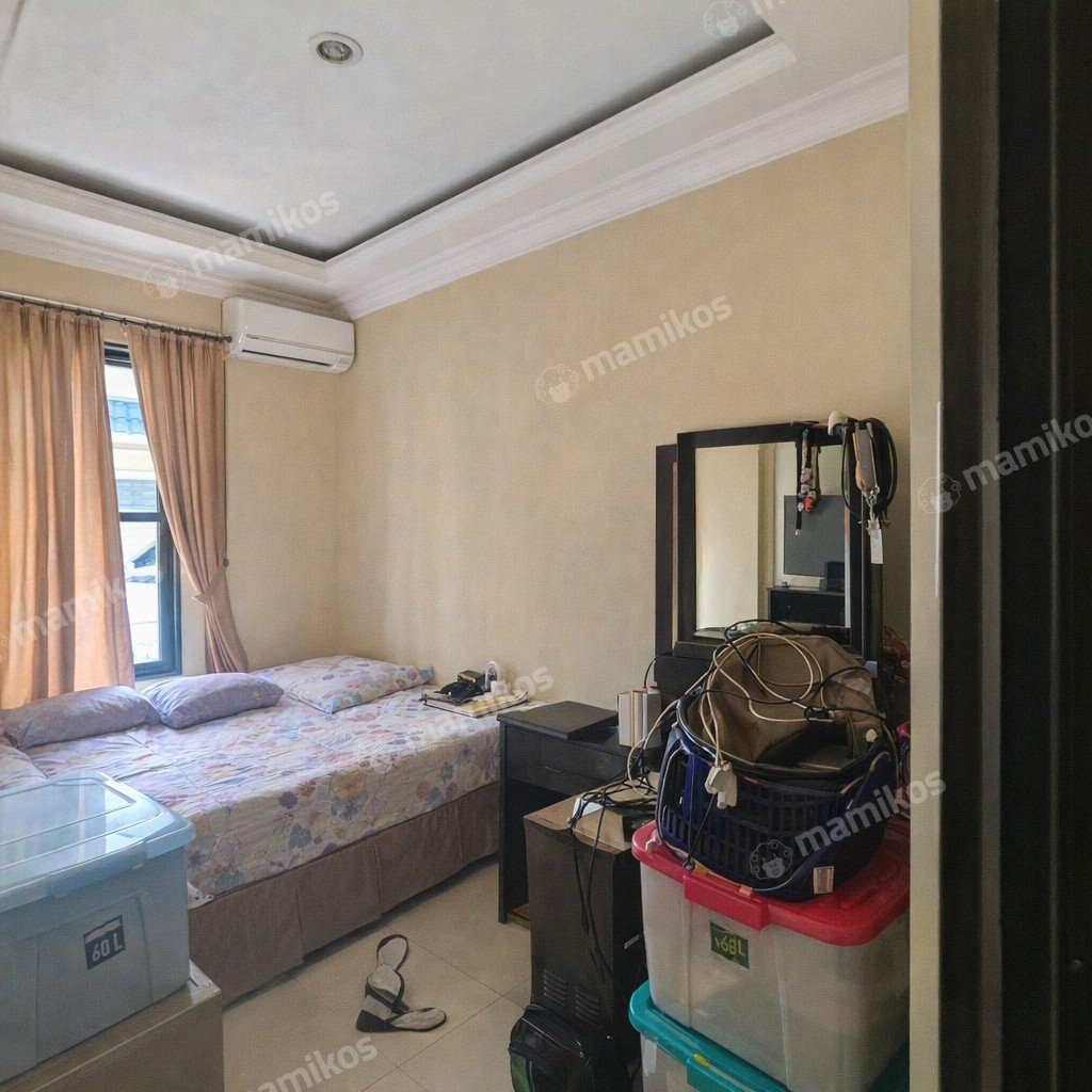 Rumah Sertifikat SHM 4 Kamar Tidur 3 Kamar Mandi Kembangan Jakarta Barat - Photo 3