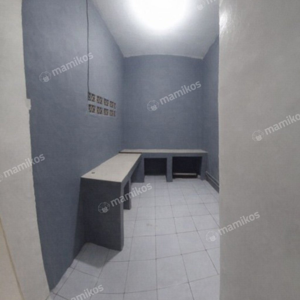Rumah Sertifikat SHM 3 Kamar Tidur 1 Kamar Mandi Tanjung Duren Jakarta Barat - Photo 3