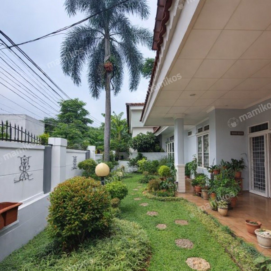 Rumah Sertifikat SHM 5 Kamar Tidur 4 Kamar Mandi Cipete Jakarta Selatan - Photo 3