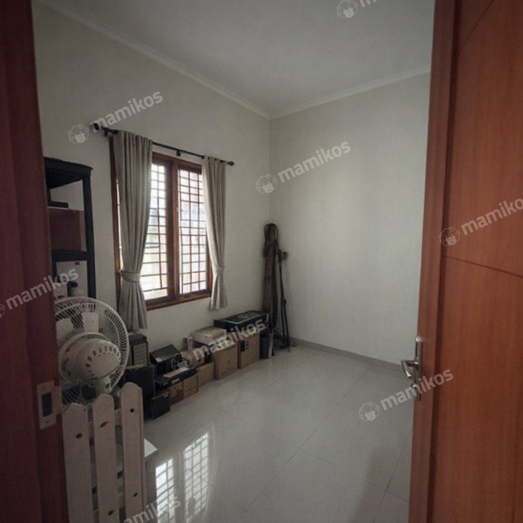 Rumah Sertifikat SHM 3 Kamar Tidur 2 Kamar Mandi Condet Jakarta Timur - Photo 4