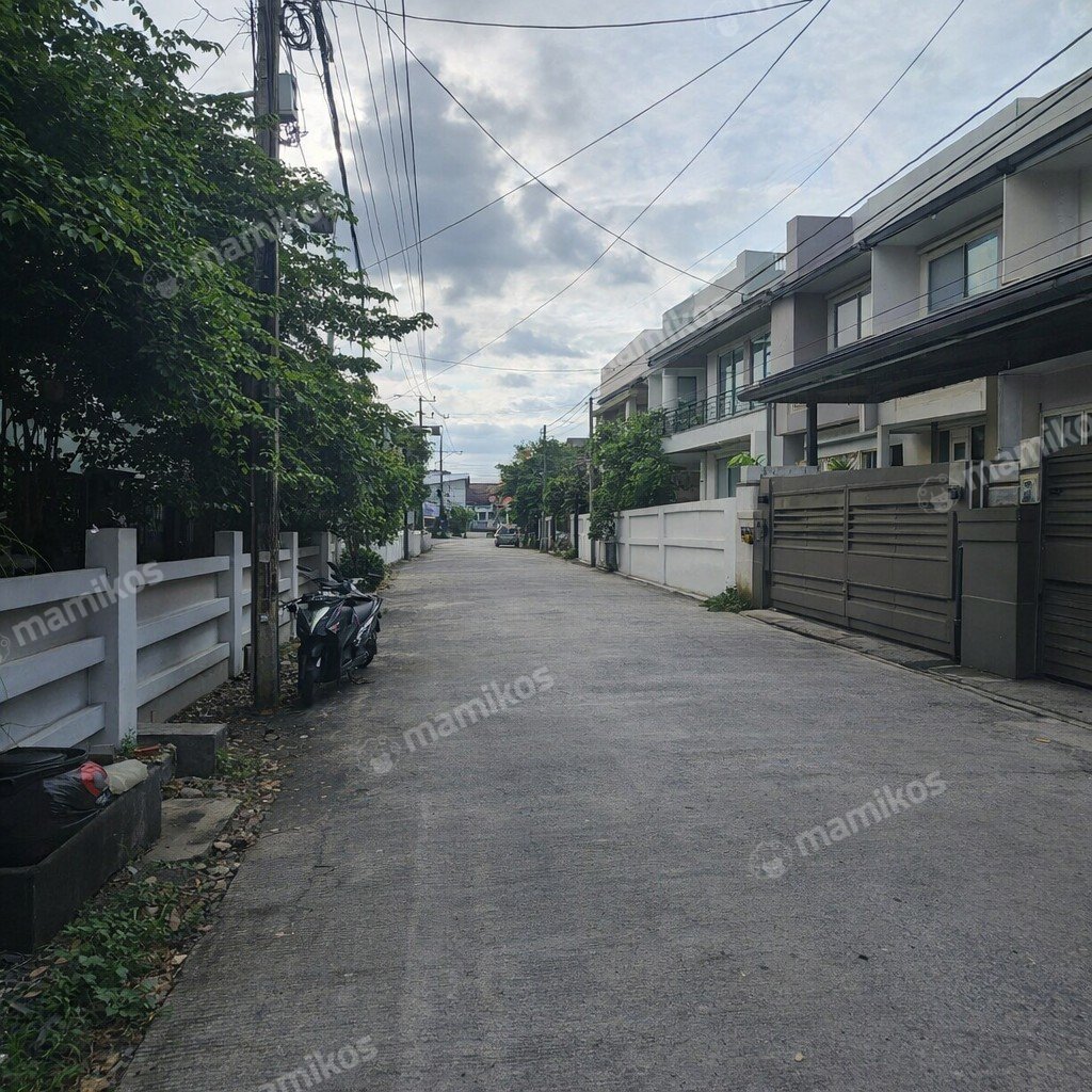 Rumah 5 Kamar Tidur 5 Kamar Mandi 3 Lantai Duri Kepa Jakarta Barat - Photo 2