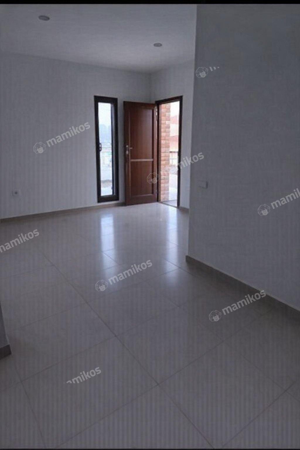 Rumah Sertifikat SHM 4 Kamar Tidur 4 Kamar Mandi Green Ville Jakarta Barat - Photo 2