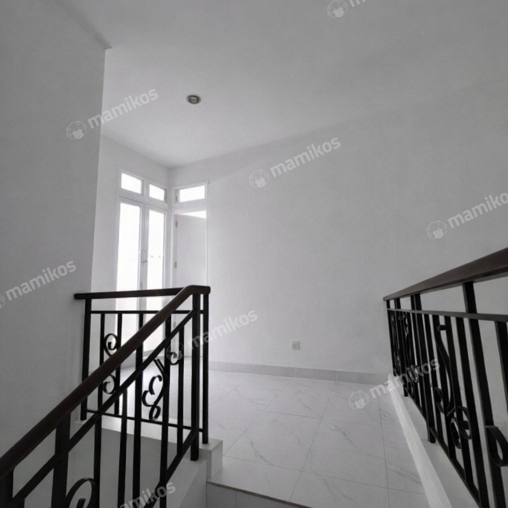 Rumah Sertifikat SHM 5 Kamar Tidur 4 Kamar Mandi Legenda Wisata Jakarta Timur - Photo 3