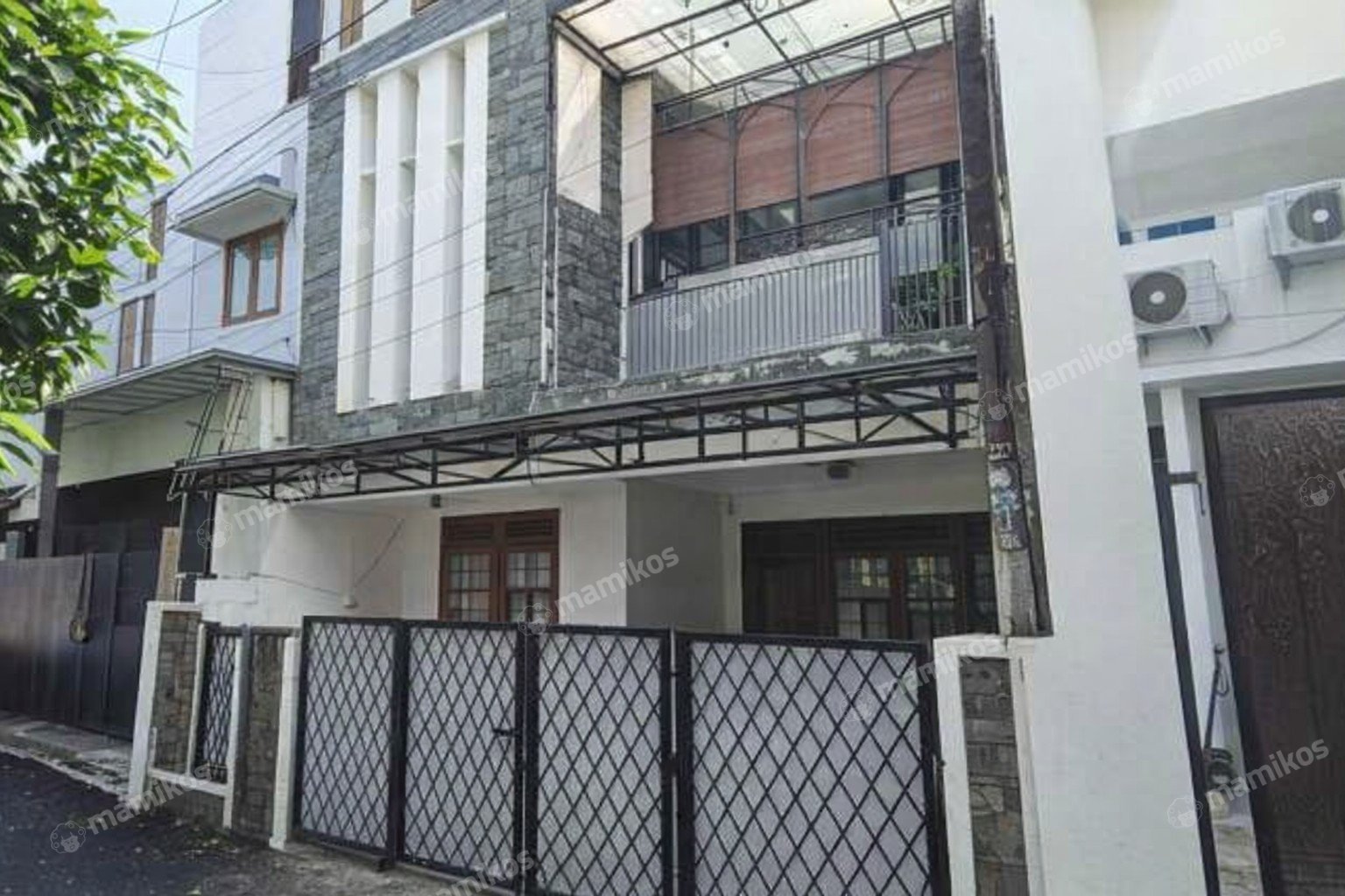 Rumah Sertifikat SHM 2 Kamar Tidur 1 Kamar Mandi Tebet Jakarta Selatan