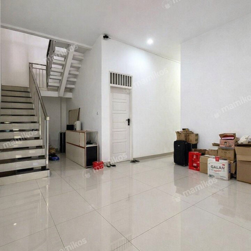 Rumah Sertifikat SHM 10 Kamar Tidur 10 Kamar Mandi Tebet Jakarta Selatan - Photo 3