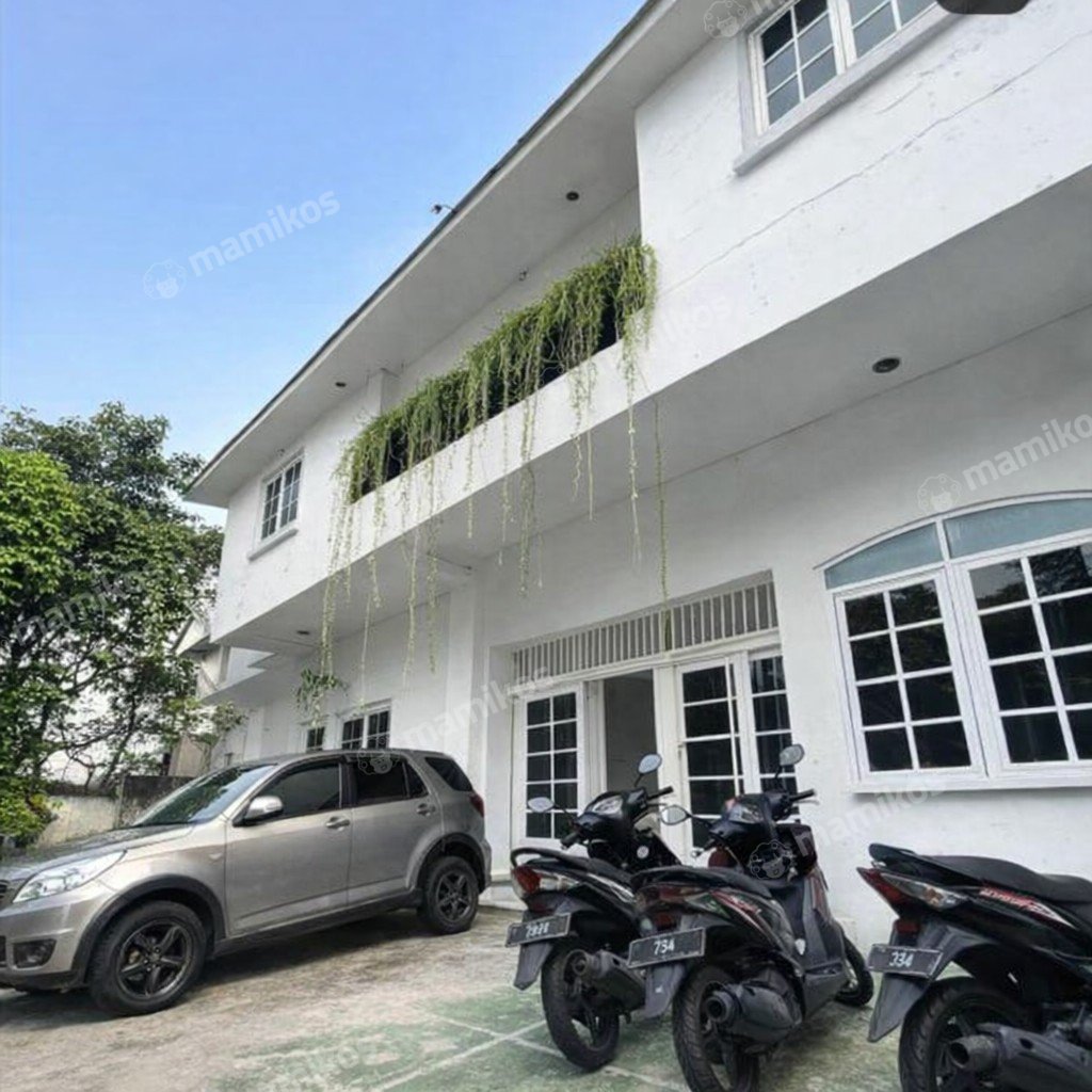 Rumah Sertifikat SHM 10 Kamar Tidur 10 Kamar Mandi Tebet Jakarta Selatan - Photo 4