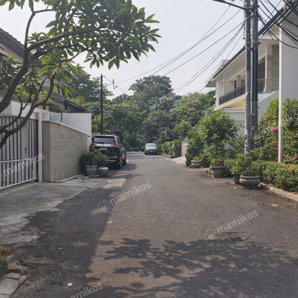 Rumah Sertifikat SHM 2 Kamar Tidur 2 Kamar Mandi Radio Dalam Jakarta Selatan - Photo 2