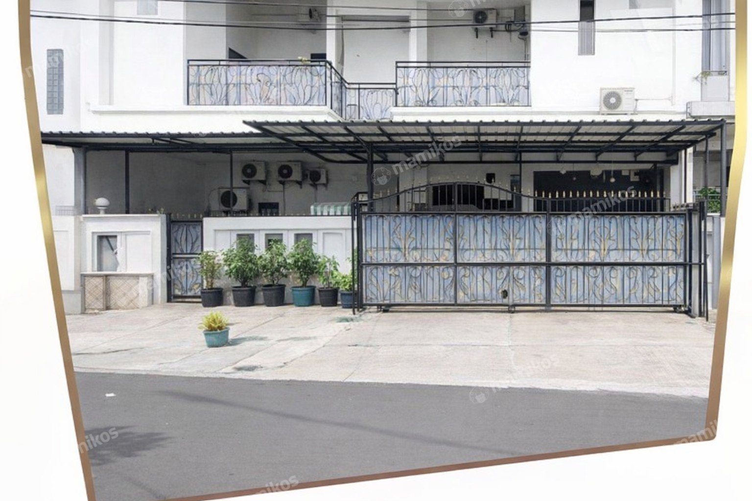 Rumah Sertifikat SHM 8 Kamar Tidur 8 Kamar Mandi Palmerah Jakarta Barat