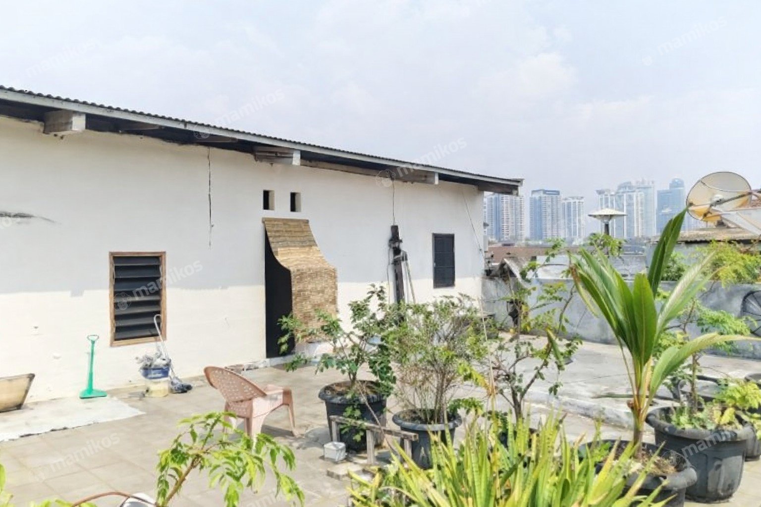 Rumah Sertifikat SHM 11 Kamar Tidur 4 Kamar Mandi Sunter Jakarta Utara - Photo 4