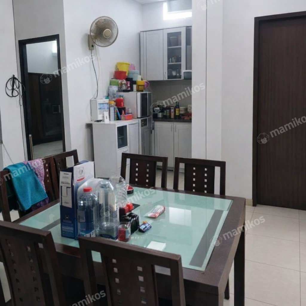 Rumah 7 Kamar Tidur 5 Kamar Mandi Kramat Jati Jakarta Timur - Photo 5