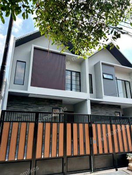 Rumah 3KT 3KM Meruya Jakarta Barat - Photo 2