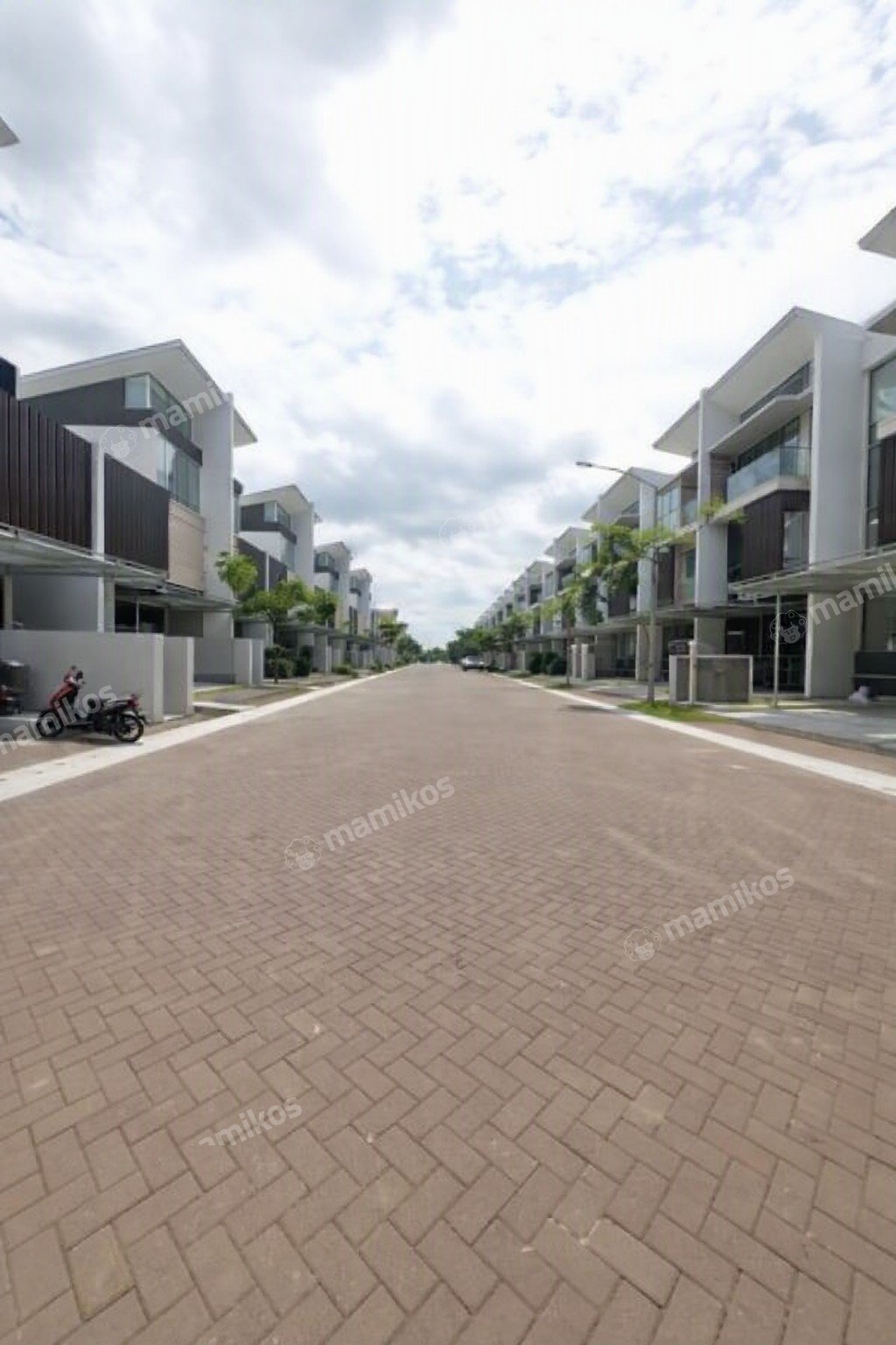 Rumah Sertifikat PPJB 4 Kamar Tidur 4 Kamar Mandi Pantai Indah Kapuk Jakarta Utara - Photo 3