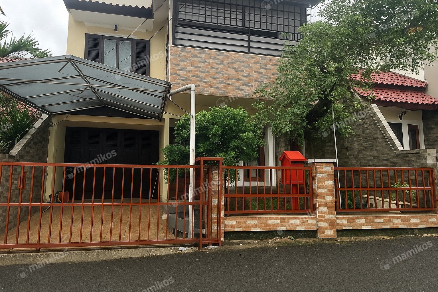 Rumah Sertifikat SHM 3 Kamar Tidur 2 Kamar Mandi Kramat Jati Jakarta Timur