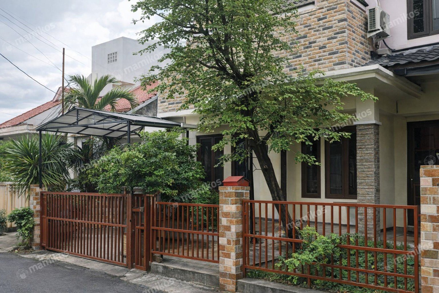 Rumah Sertifikat SHM 3 Kamar Tidur 2 Kamar Mandi Kramat Jati Jakarta Timur - Photo 3