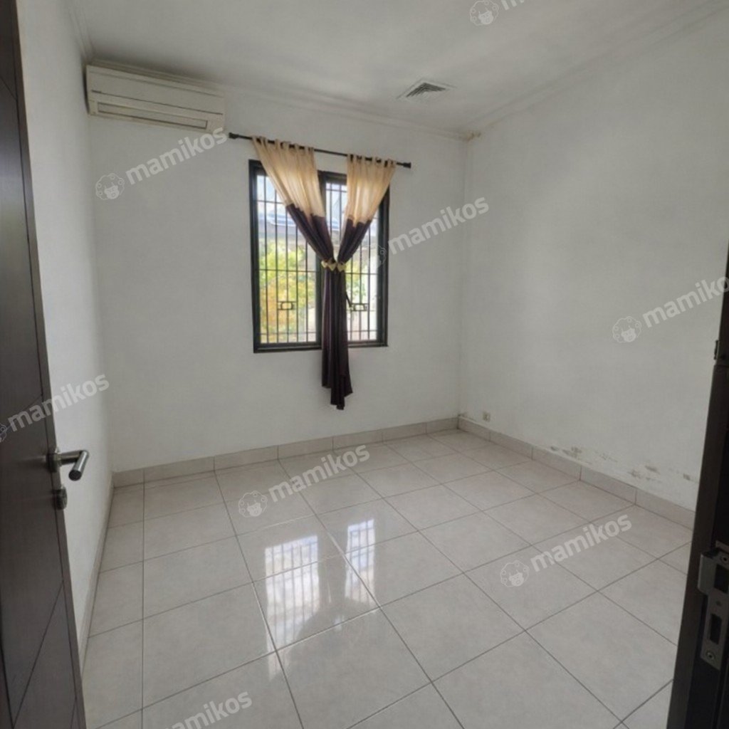 Rumah Sertifikat SHM 2 Kamar Tidur 2 Kamar Mandi Cibubur Jakarta Timur - Photo 2