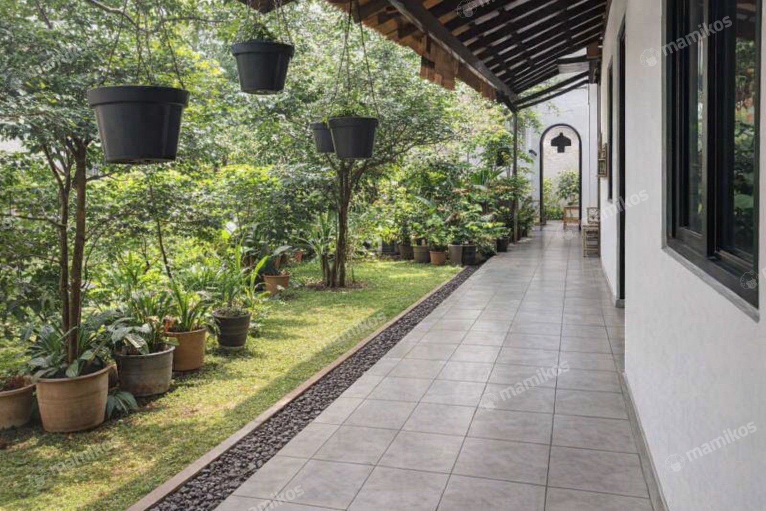 Rumah Sertifikat SHM 5 Kamar Tidur 3 Kamar Mandi Kemanggisan Jakarta Barat - Photo 2