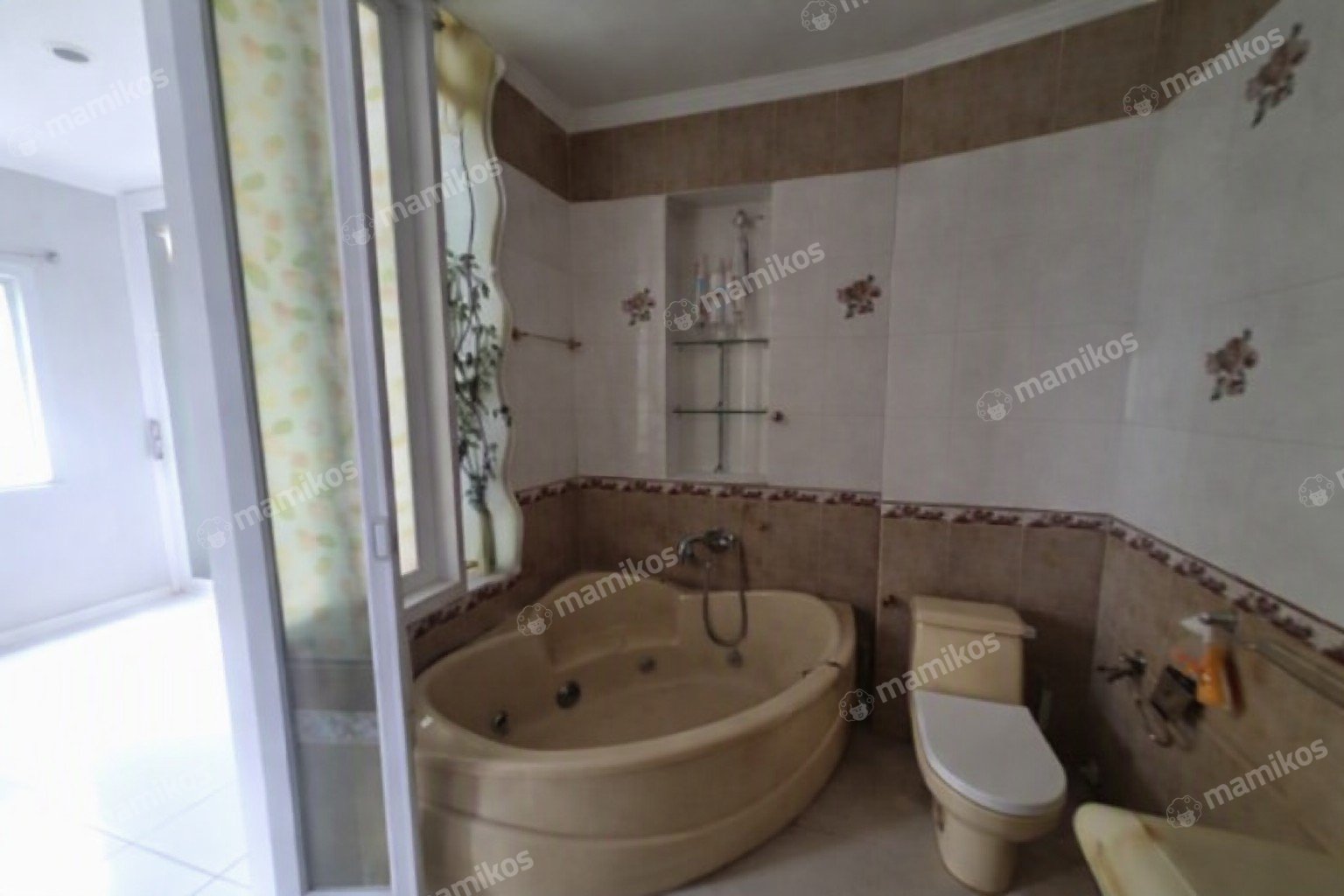 Rumah Sertifikat SHM 6 Kamar Tidur 4 Kamar Mandi Kelapa Gading Jakarta Utara - Photo 2