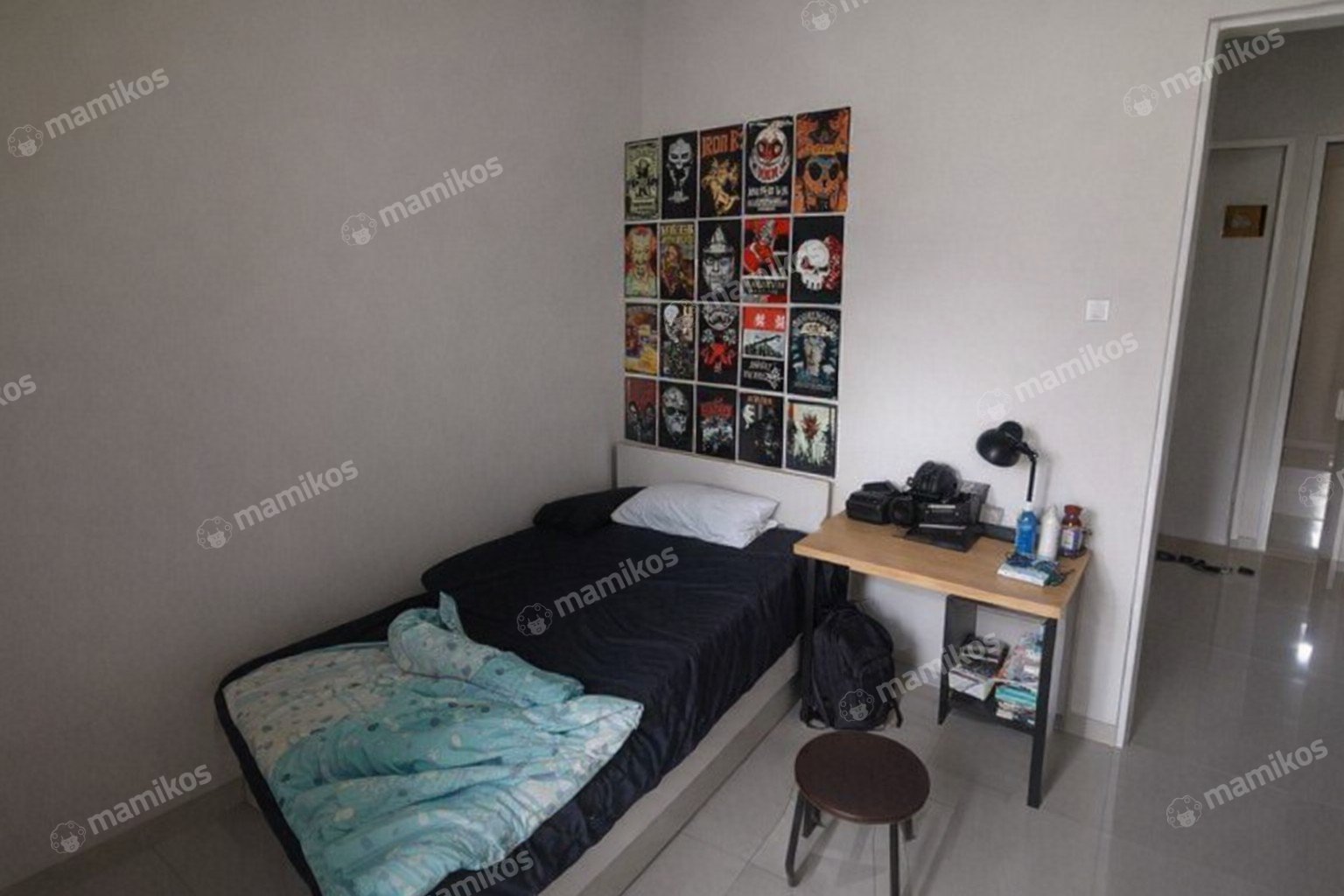 Rumah Sertifikat SHM 3 Kamar Tidur 3 Kamar Mandi Jagakarsa Jakarta Selatan - Photo 2
