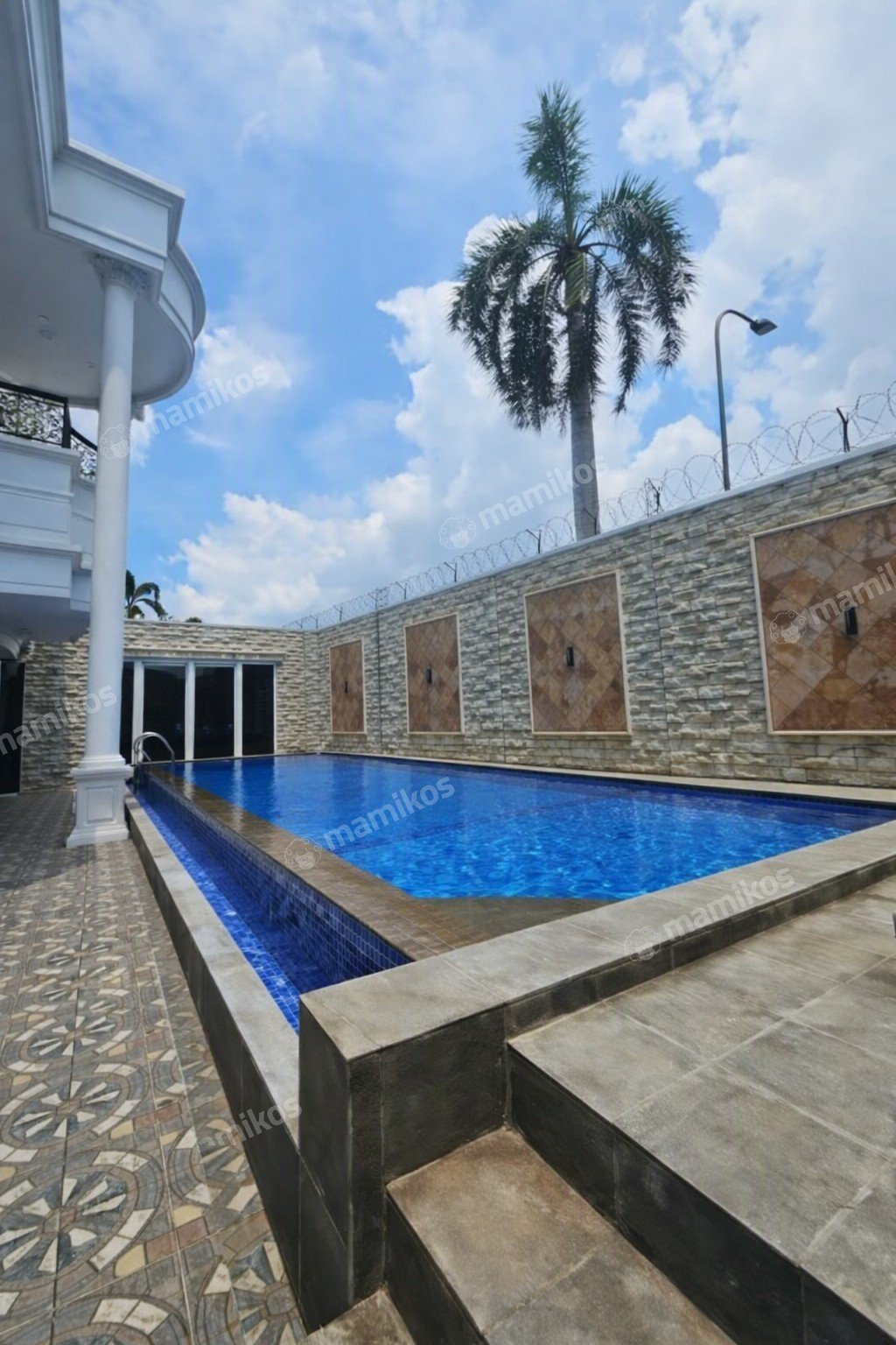 Rumah Sertifikat SHM 5 Kamar Tidur 4 Kamar Mandi Pantai Indah Kapuk Jakarta Utara - Photo 4