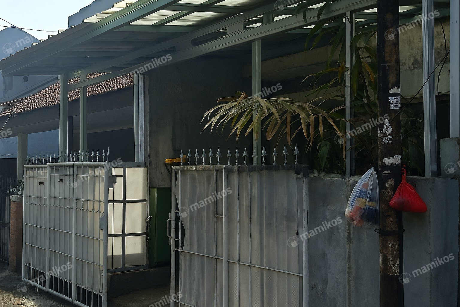 Rumah Sertifikat SHM 3 Kamar Tidur 3 Kamar Mandi Duri Kepa Jakarta Barat