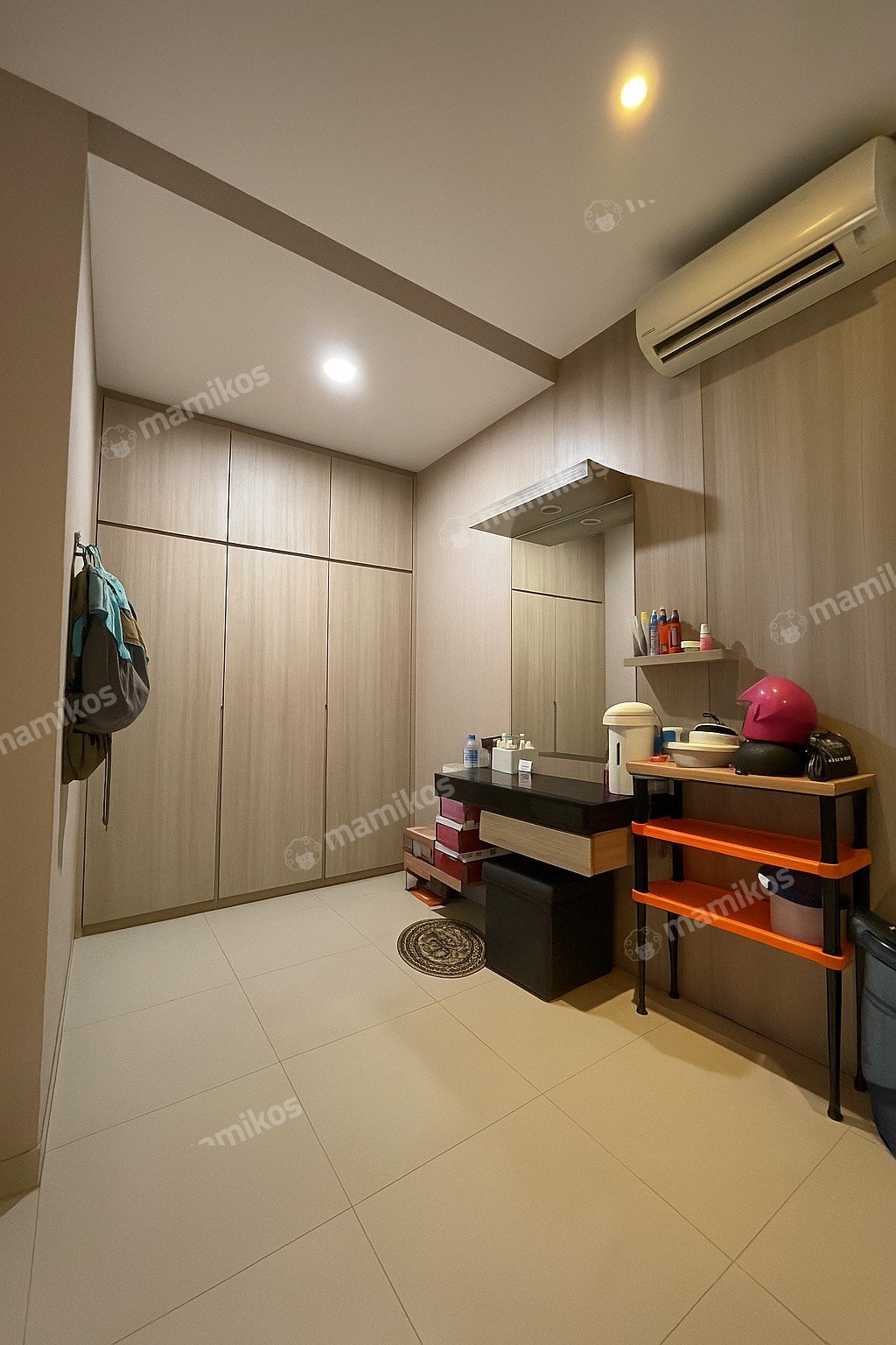 Rumah Sertifikat SHM 4 Kamar Tidur 4 Kamar Mandi Daan Mogot Jakarta Barat - Photo 5