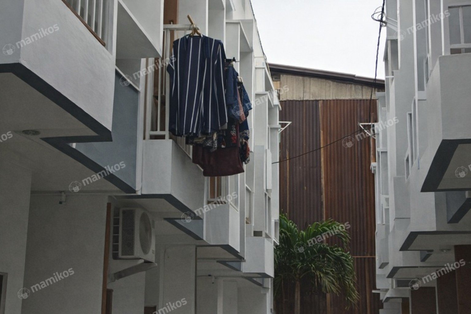 Rumah Baru Sertifikat SHM 3 Kamar Tidur Tamansari Jakarta Barat
