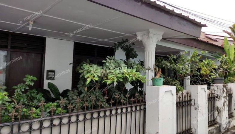 Rumah 4KT 2KM Menteng Jakarta Pusat