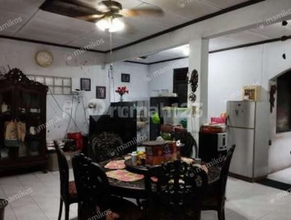 Rumah Sertifikat SHM 4 Kamar Tidur 2 Kamar Mandi Menteng Jakarta Pusat - Photo 3