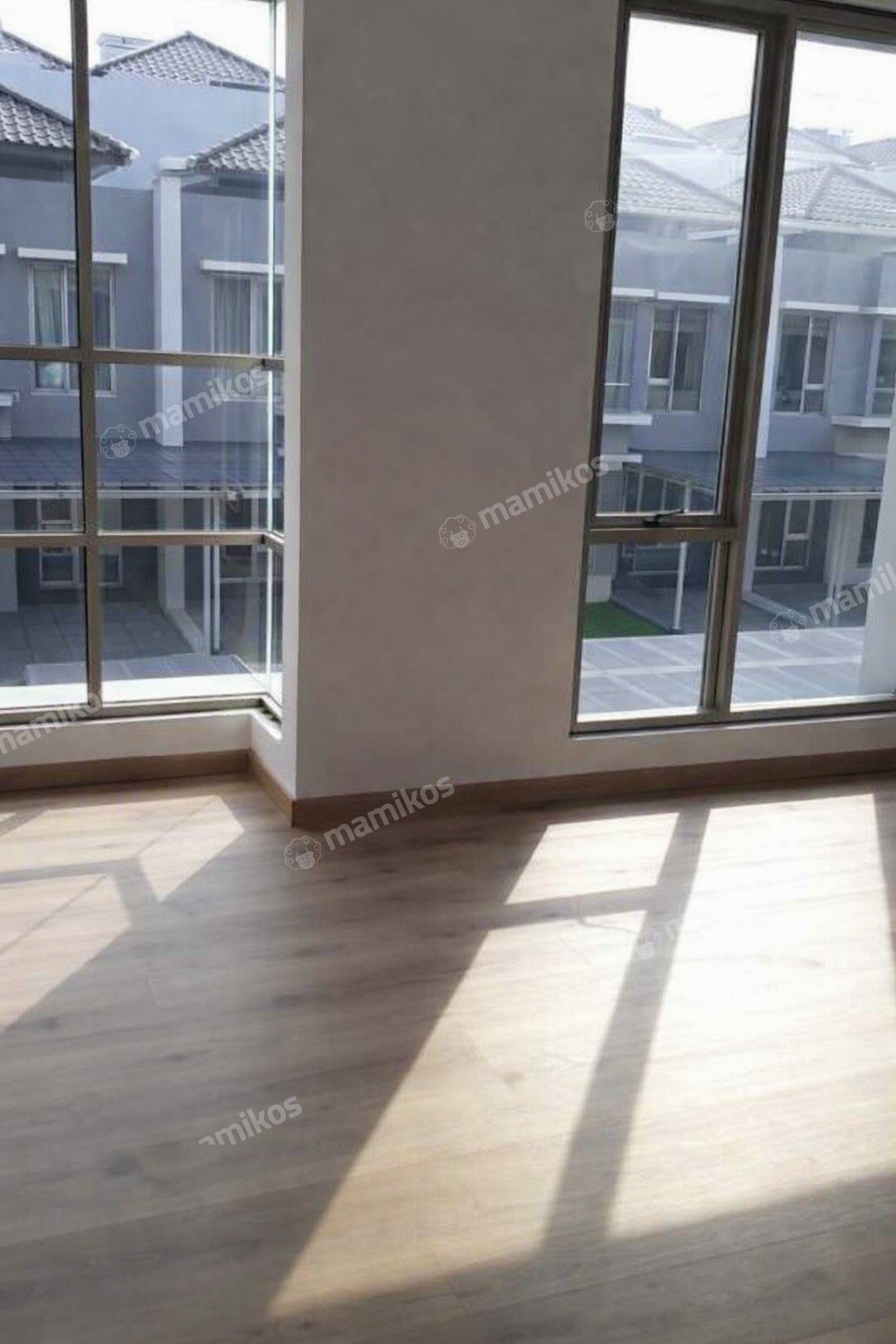 Rumah Sertifikat SHM 3 Kamar Tidur 3 Kamar Mandi Pantai Indah Kapuk Jakarta Utara - Photo 4