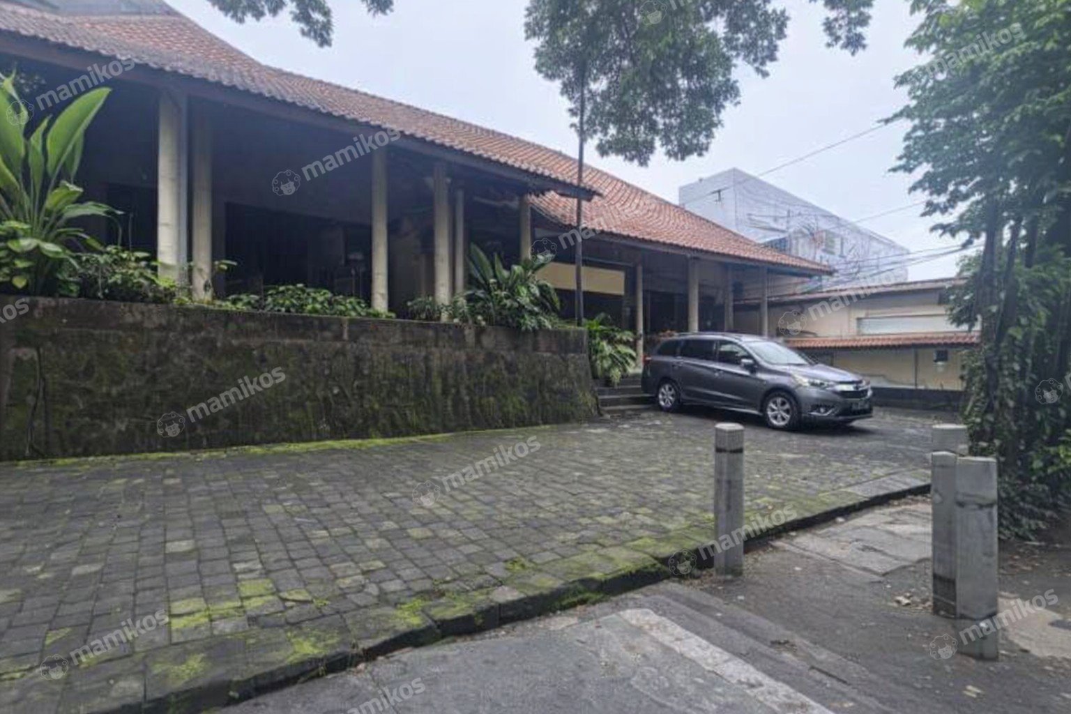 Rumah Sertifikat SHM 4 Kamar Tidur 2 Kamar Mandi Kemang Jakarta Selatan - Photo 3