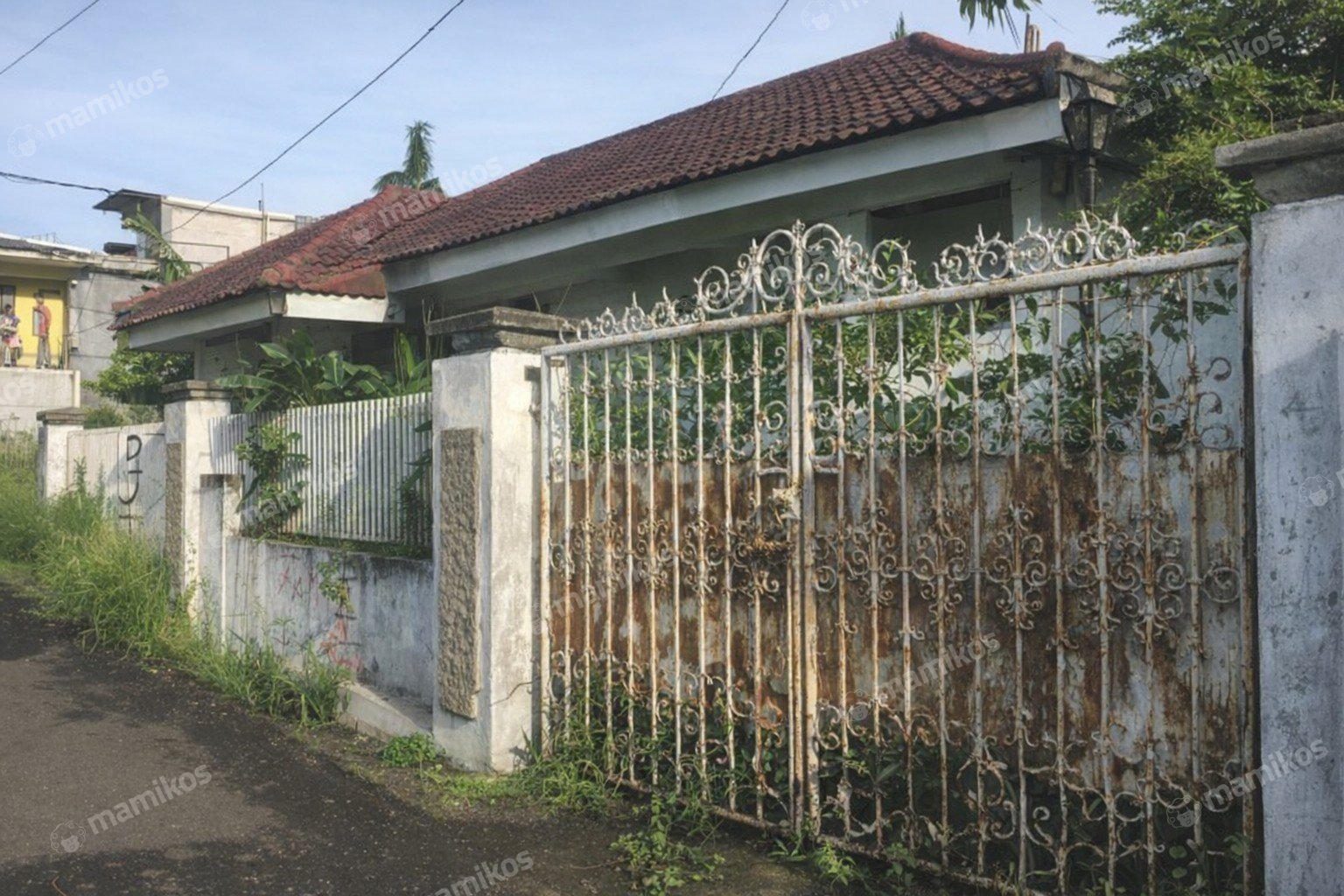 Rumah Sertifikat SHM 3 Kamar Tidur 3 Kamar Mandi Radio Dalam Jakarta Selatan