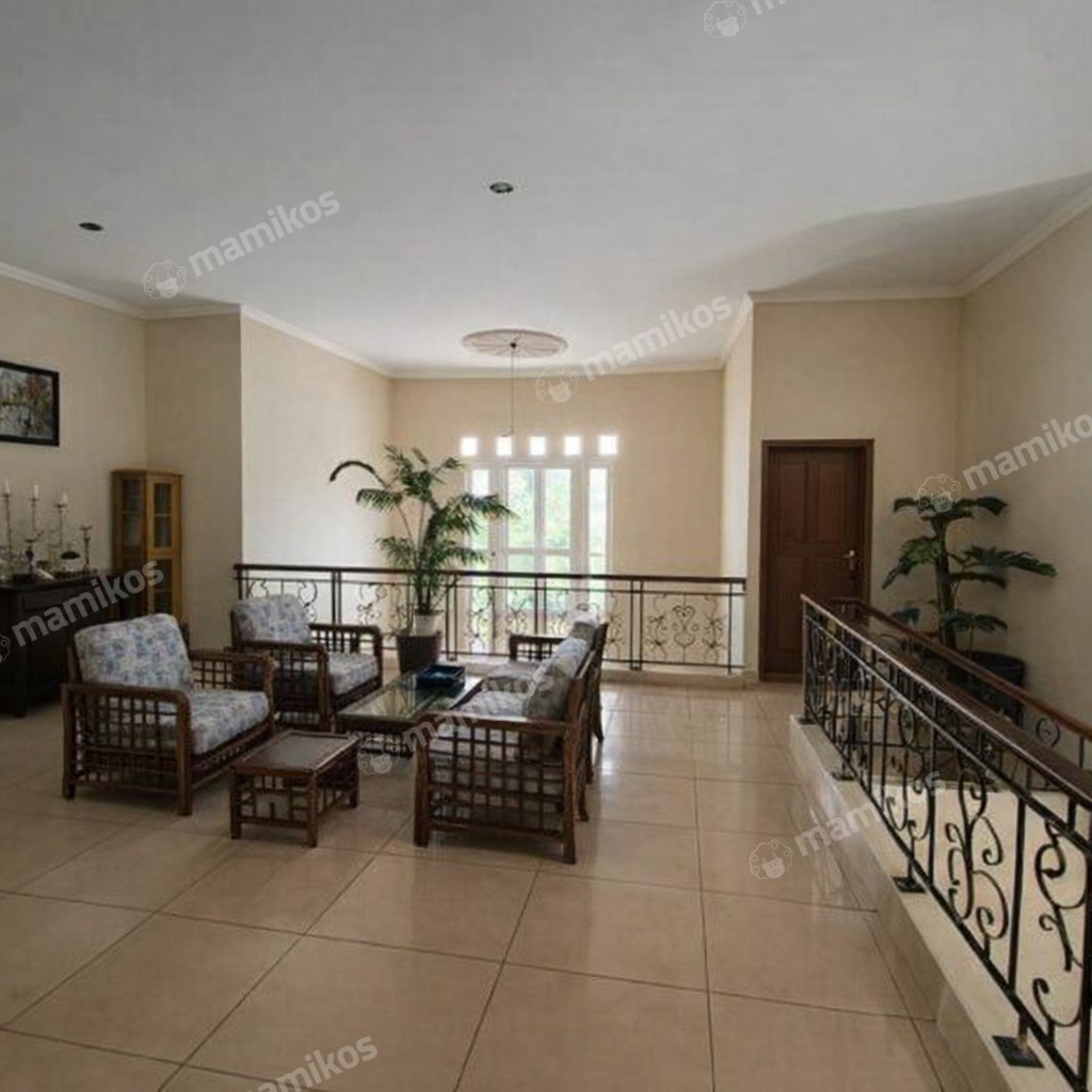 Rumah Sertifikat SHM 4 Kamar Tidur 3 Kamar Mandi Kembangan Jakarta Barat - Photo 4