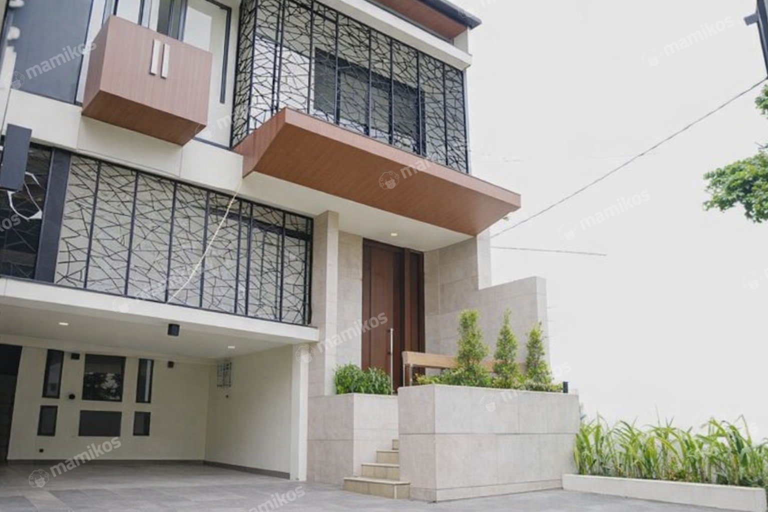 Rumah Baru Sertifikat SHM 5 Kamar Tidur Kemang Jakarta Selatan