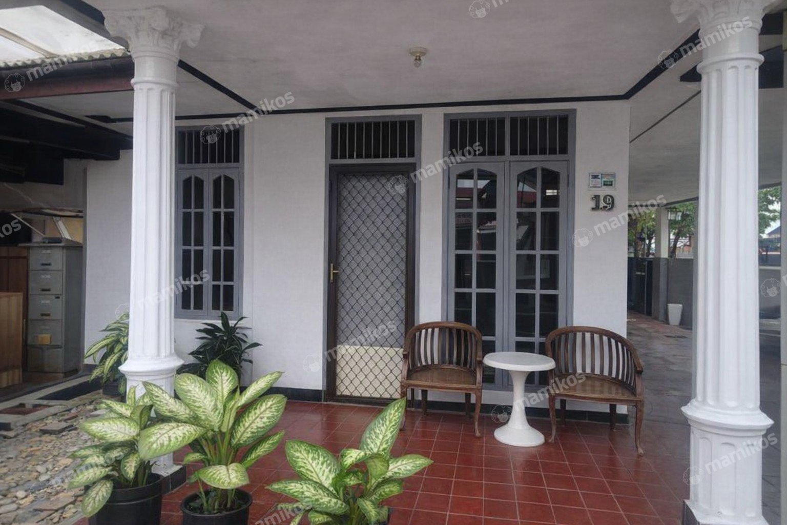 Rumah Sertifikat SHM 4 Kamar Tidur 4 Kamar Mandi Kramat Jati Jakarta Timur