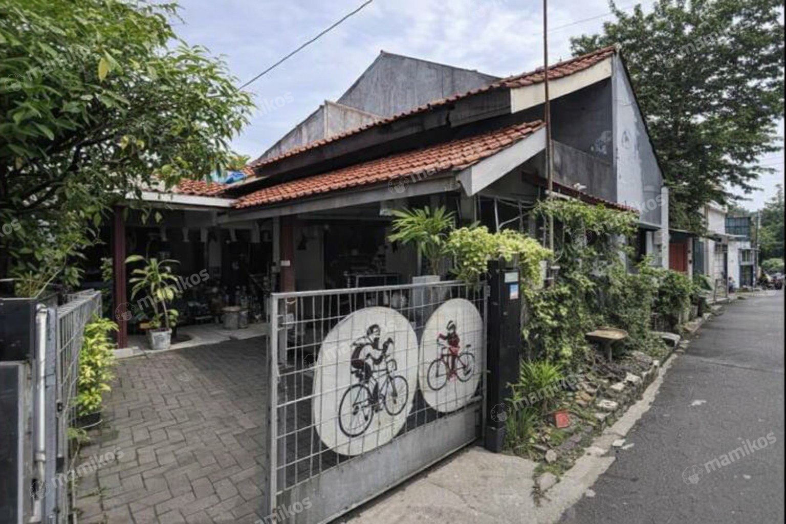 Rumah Sertifikat SHM 6 Kamar Tidur 4 Kamar Mandi Kampung Rambutan Jakarta Timur